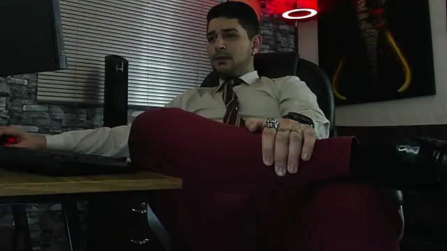 Snapshot of Nicolas_Fellener chatting on 06.27.26 Nicolas Fellener online show from 06.27.26