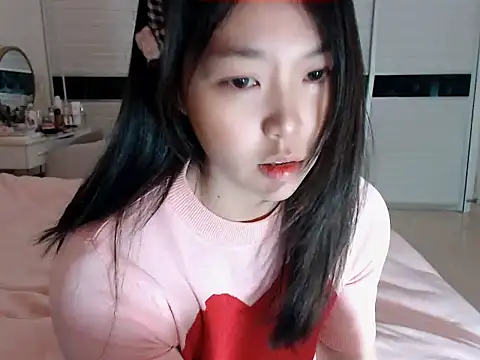 -Lucky Girl online show from 02.24.25