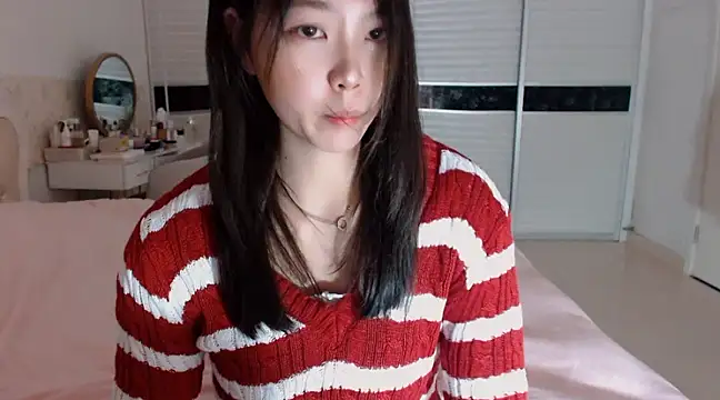 -Lucky Girl online show from 02.25.25