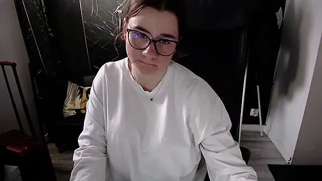 littleviki7 online show from 03.15.26