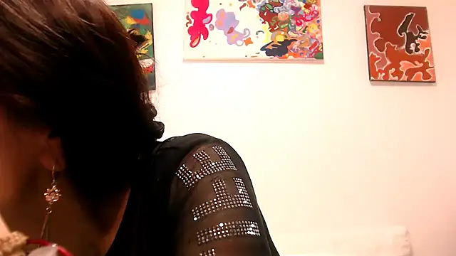 Snapshot of AliceRossi chatting on 11.24.25 AliceRossi online show from 11.24.25