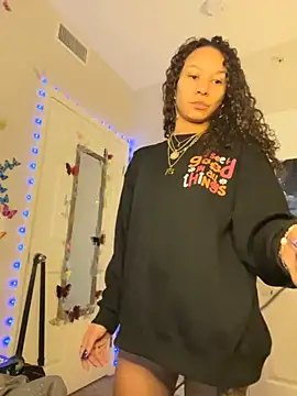  Neeka  online show from 11.20.25