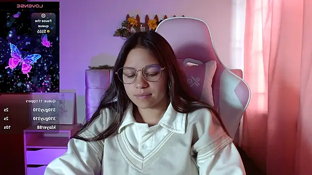 SamanthaRoldaan online show from 02.22.25