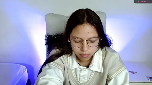 SamanthaRoldaan online show from 03.21.25