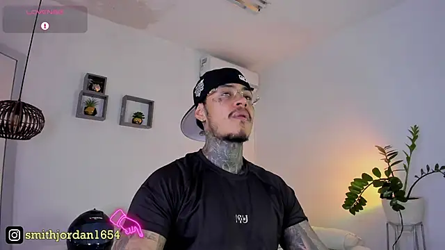 JordanSmiith  online show from 02.25.25