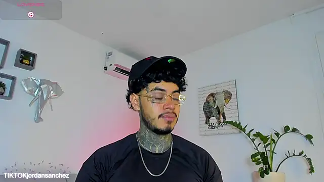 JordanSmiith  online show from 01.17.26