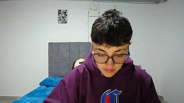 linda 33 online show from 04.12.26