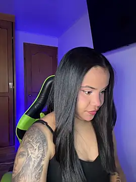 leila 22 online show from 04.03.26