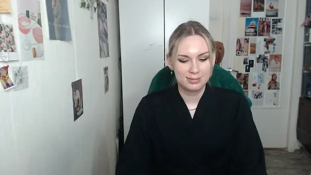 Snapshot of CapriScorpion chatting on 02.03.25 CapriScorpion online show from 02.03.25