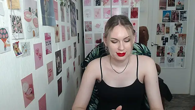 Snapshot of CapriScorpion chatting on 03.01.25 CapriScorpion online show from 03.01.25