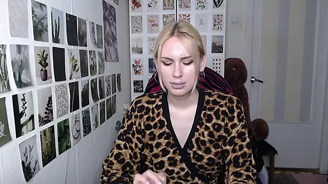 CapriScorpion online show from 07.22.26