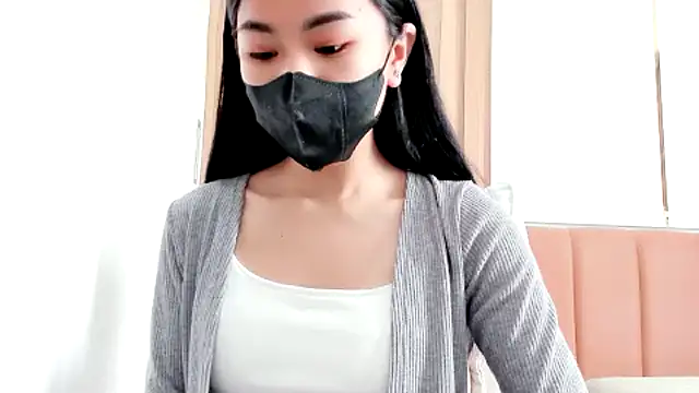 Lita-Julia online show from 02.04.25