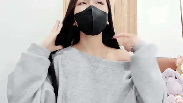 Lita-Julia online show from 03.15.25