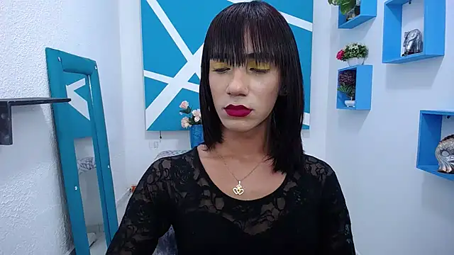 KatrinaQueen1 online show from 02.26.25