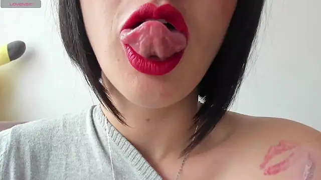 queen fetish online show from 02.25.25