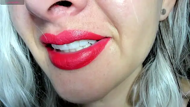 queen fetish online show from 12.21.25