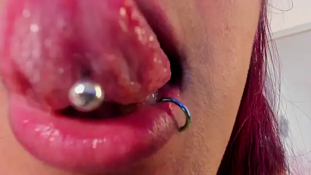 evelynjohnsoon online show from 03.11.25