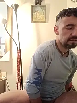 prettyboi6992 online show from 03.12.26