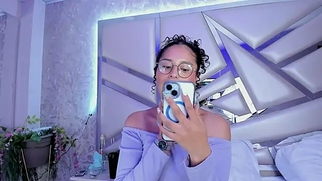 Miia002 online show from 02.06.25