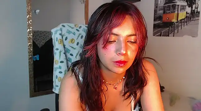 Snapshot of Prety_Nany chatting on 12.20.24 Prety Nany online show from 12.20.24