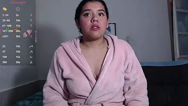 agata 22 online show from 11.18.25