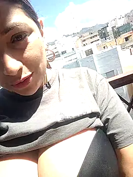 claudia online show from 04.30.26
