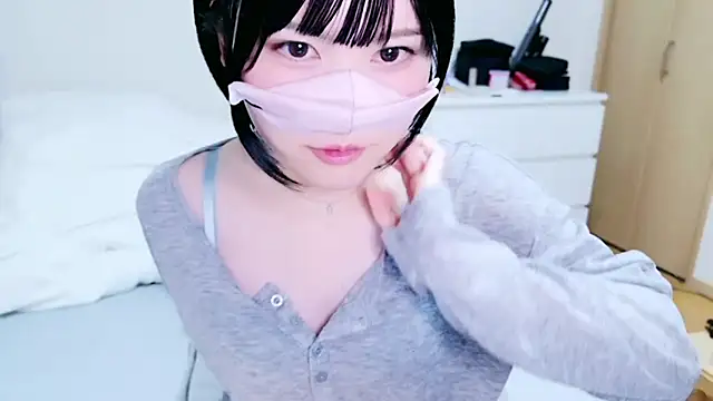 Snapshot of _HIKARU_ chatting on 03.10.25 HIKARU online show from 03.10.25