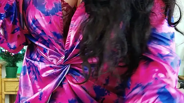 EllenGrace online show from 12.24.24