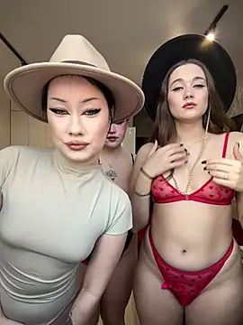 RollingGirls online show from 02.23.25