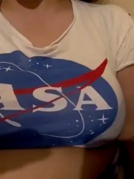 Snapshot of Zanoba-16 chatting on 03.04.26 Zanoba-16 online show from 03.04.26