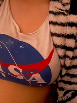 Snapshot of Zanoba-16 chatting on 03.13.26 Zanoba-16 online show from 03.13.26