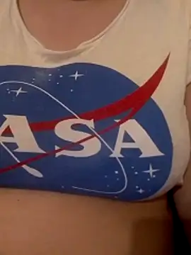 Snapshot of Zanoba-16 chatting on 03.23.26 Zanoba-16 online show from 03.23.26