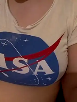 Snapshot of Zanoba-16 chatting on 03.24.26 Zanoba-16 online show from 03.24.26