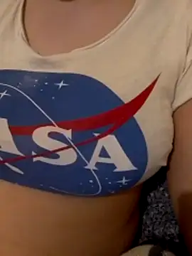 Snapshot of Zanoba-16 chatting on 03.26.26 Zanoba-16 online show from 03.26.26