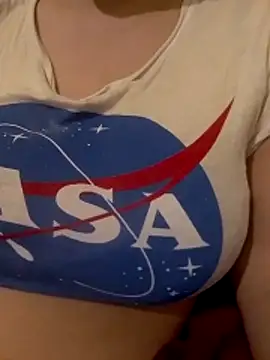 Snapshot of Zanoba-16 chatting on 03.30.26 Zanoba-16 online show from 03.30.26