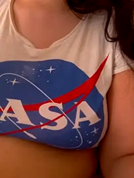 Snapshot of Zanoba-16 chatting on 04.01.26 Zanoba-16 online show from 04.01.26