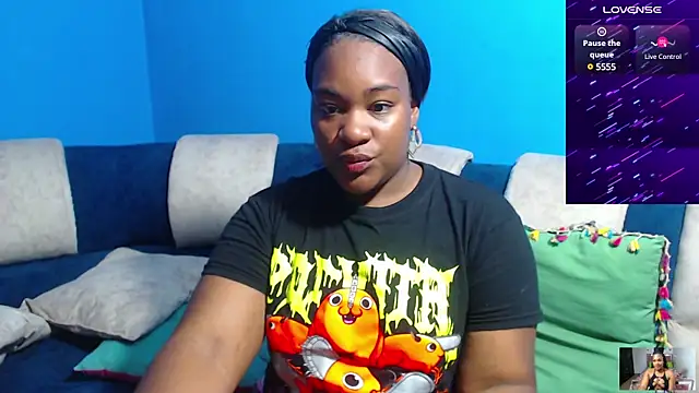 Snapshot of the_pearl199 chatting on 02.08.25 the pearl199 online show from 02.08.25