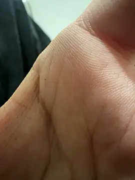 Snapshot of POCARI_SWEAT chatting on 10.10.25 POCARI SWEAT online show from 10.10.25