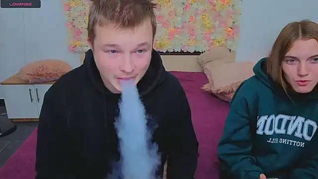 Snapshot of _Olli__Stiw_ chatting on 09.26.25 Olli Stiw online show from 09.26.25