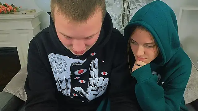 Snapshot of _Olli__Stiw_ chatting on 10.31.25 Olli Stiw online show from 10.31.25