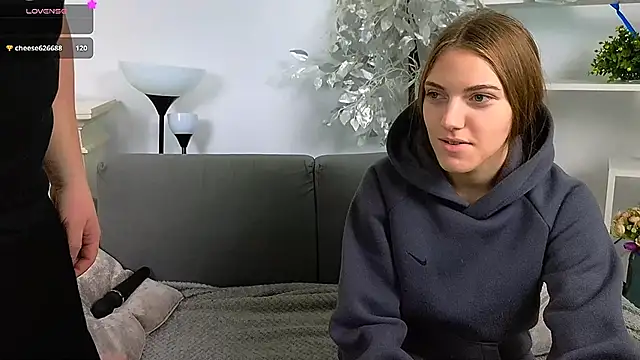 Snapshot of _Olli__Stiw_ chatting on 11.15.25 Olli Stiw online show from 11.15.25