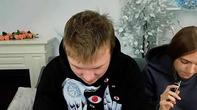 Snapshot of _Olli__Stiw_ chatting on 11.26.25 Olli Stiw online show from 11.26.25