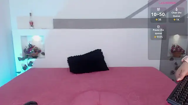 Snapshot of MariaTyler1 chatting on 03.21.25 MariaTyler1 online show from 03.21.25