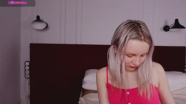 Beatrica Klein online show from 02.24.25