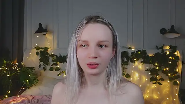 Beatrica Klein online show from 03.22.25