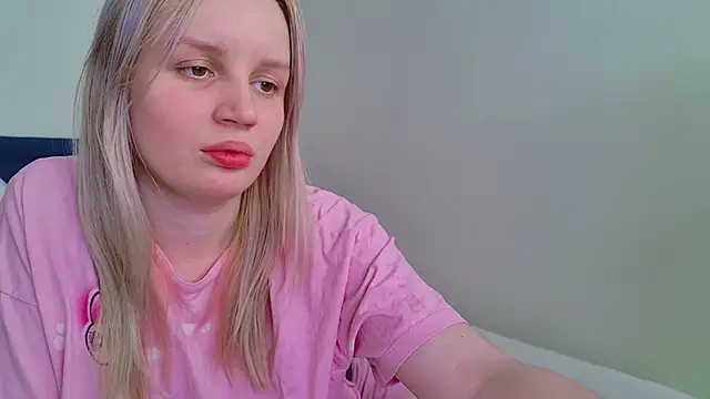 Beatrica Klein online show from 04.04.26