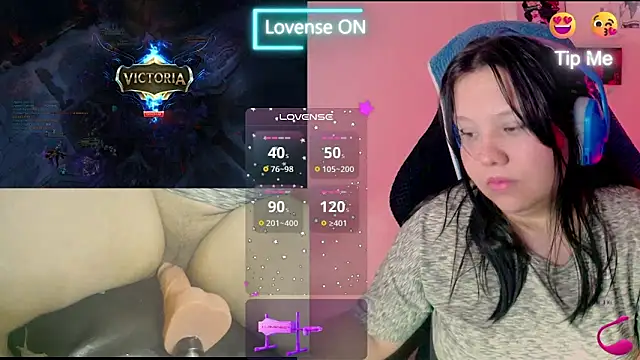 crystal7u7 online show from 01.15.25