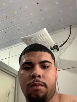 Snapshot of Casal_Safado_ chatting on 09.10.25 Casal Safado online show from 09.10.25