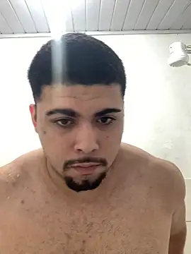 Snapshot of Casal_Safado_ chatting on 10.12.25 Casal Safado online show from 10.12.25