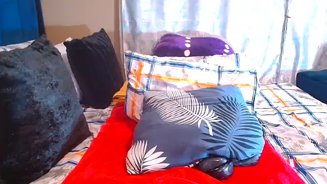 BERNINIBLUSHX89 online show from 10.21.25